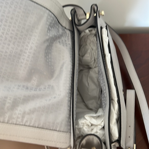 New Kate spade crossbody - Picture 2 of 2